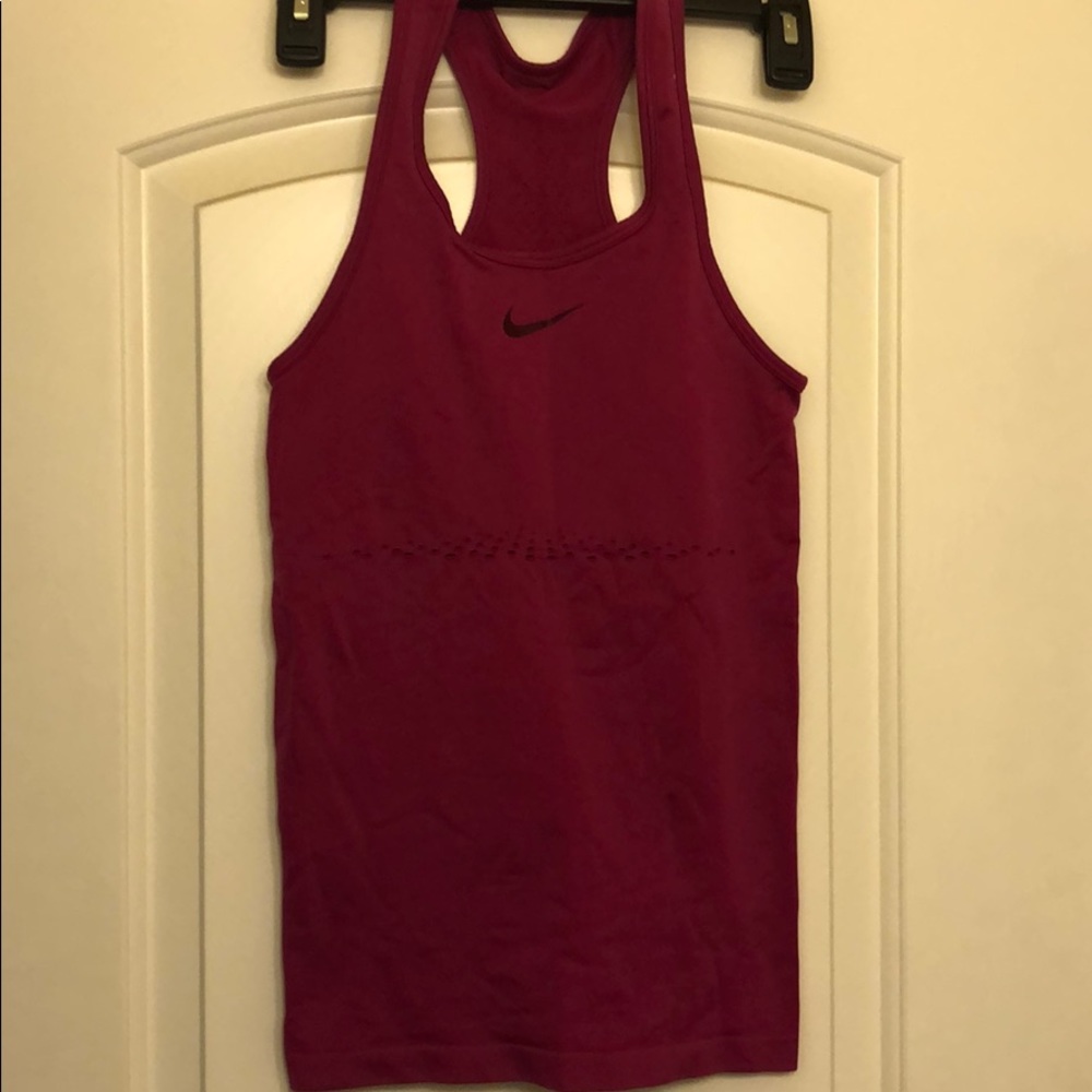 Nike pro tank